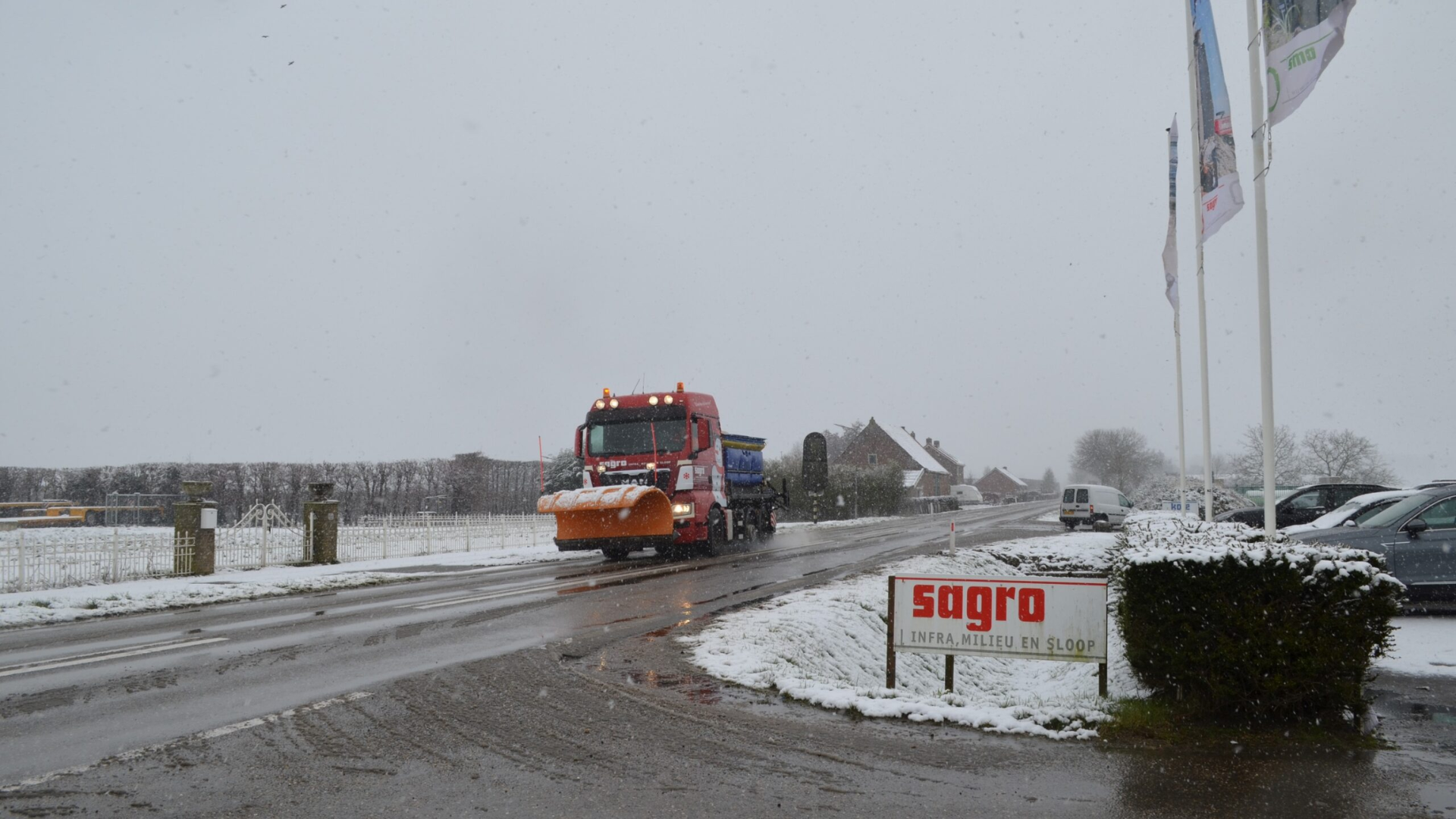 Sagro wagen op de weg
